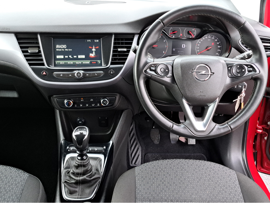 2024 Opel Crossland SC 1.5TD 110BHP **REVERSING CAMERA** €23,950