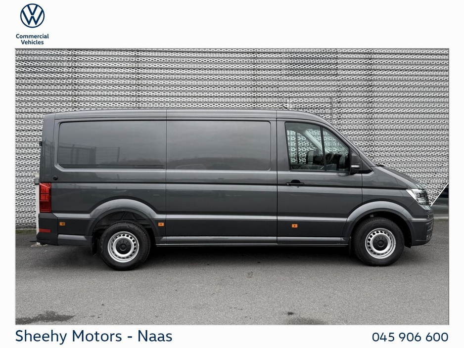 2026 Volkswagen Crafter HIGHLINE 30 MWB 140HP M6F €38,995