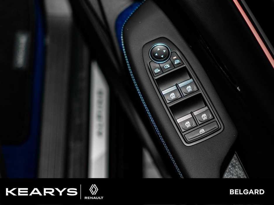 2026 Renault Megane E-Tech Order your new 261 techno esprit Alpine EV60 220h today! €36,995