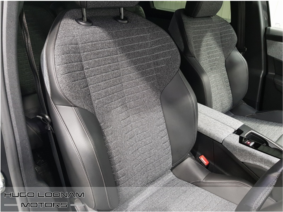 2025 Peugeot 5008 - image 20