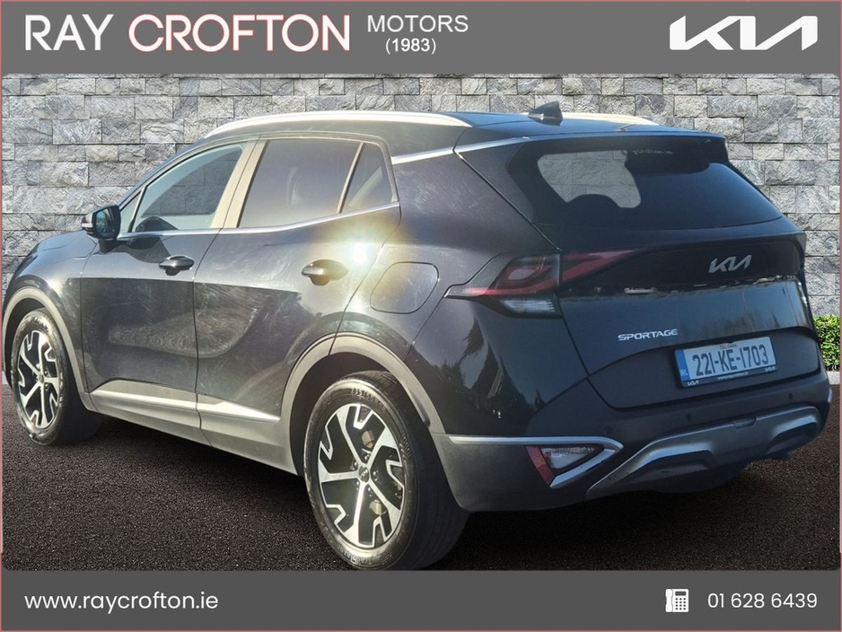 2022 Kia Sportage - image 3