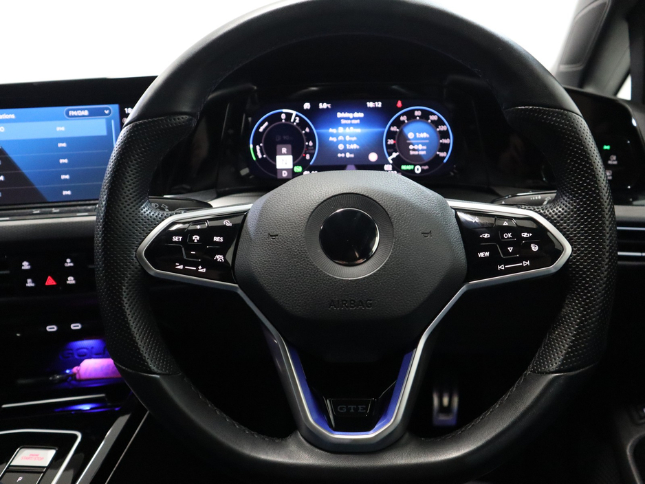 2023 Volkswagen Golf *26* GTE S-A DSG €29,995