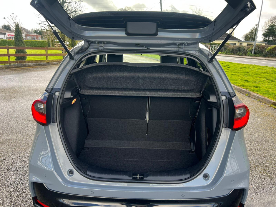 2025 Honda Jazz - image 5