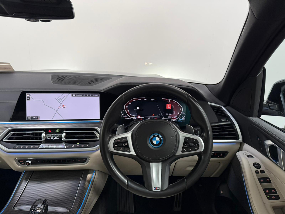 2022 BMW X5 - image 13