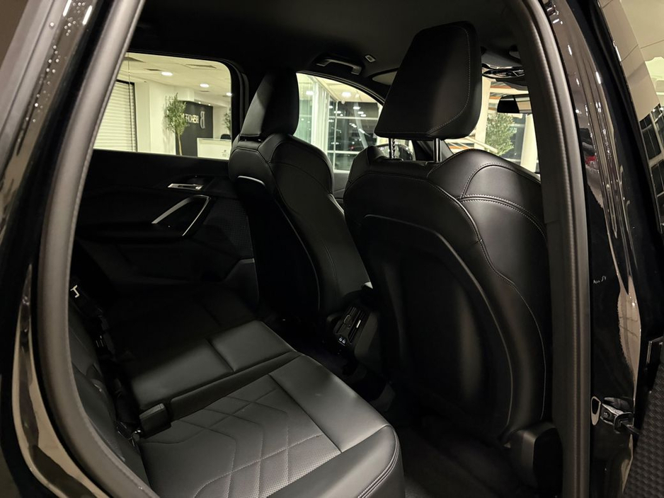 2025 BMW X1 25e M-SPORT PRO X-DRIVE=FULL LEATHER//ONLY 11000 MILES//AS NEW=BMW WARRANTY UNTIL 06/2028=TAILORED FINANCE PACKAGES AVAILABLE=TRADE IN'S WELCOME €52,995