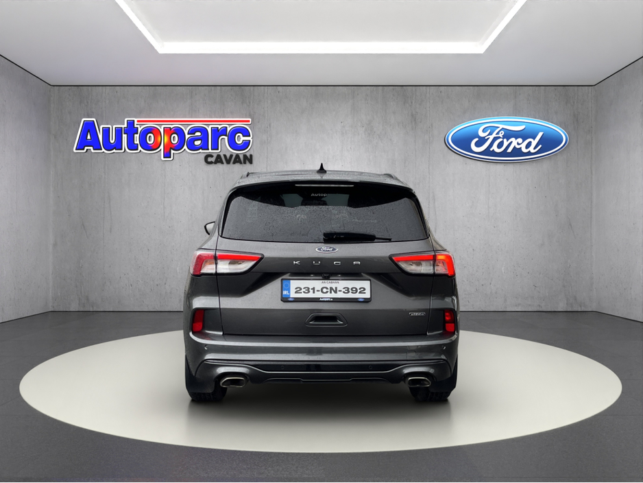 2023 Ford Kuga - image 4