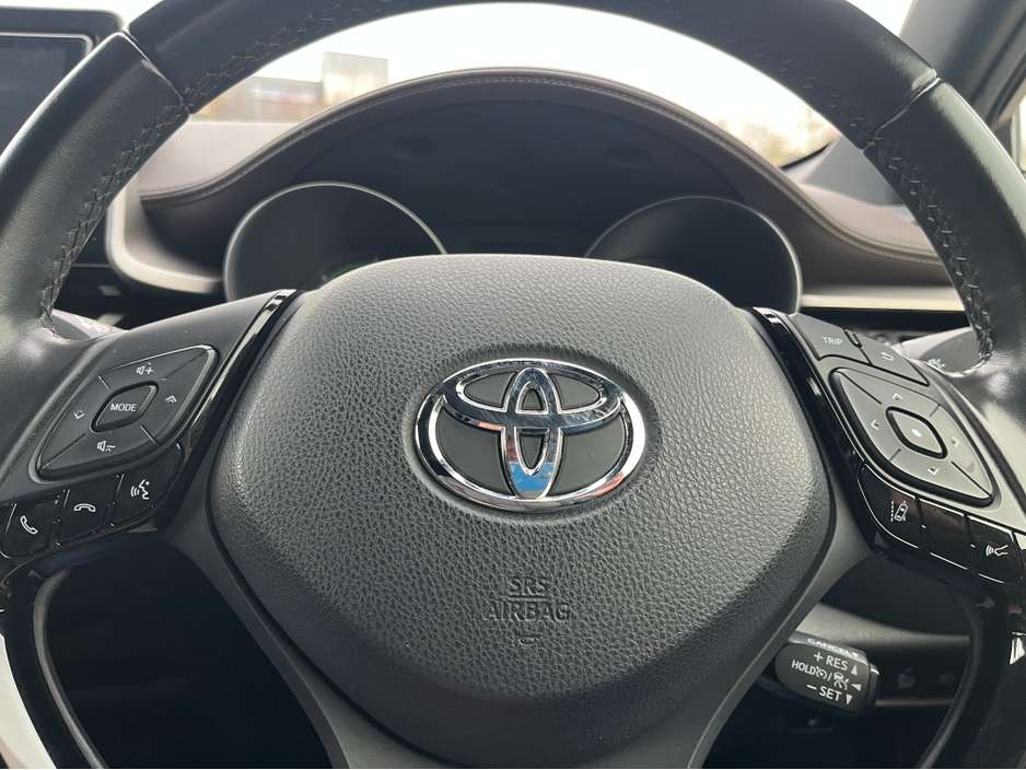 2018 Toyota C-HR 1.8 HYBRID AUTO LOW KM HIGH SPEC