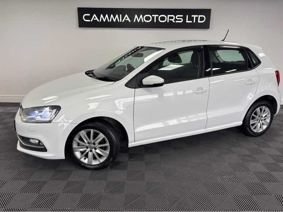 2016 Volkswagen Polo - image 3