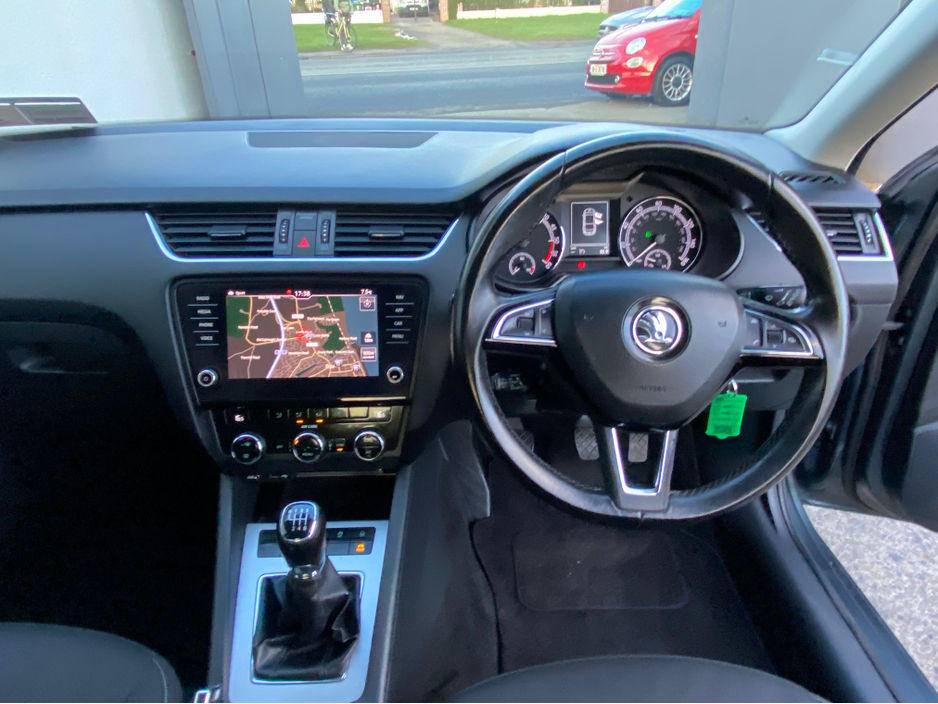 2017 Skoda Octavia - image 11