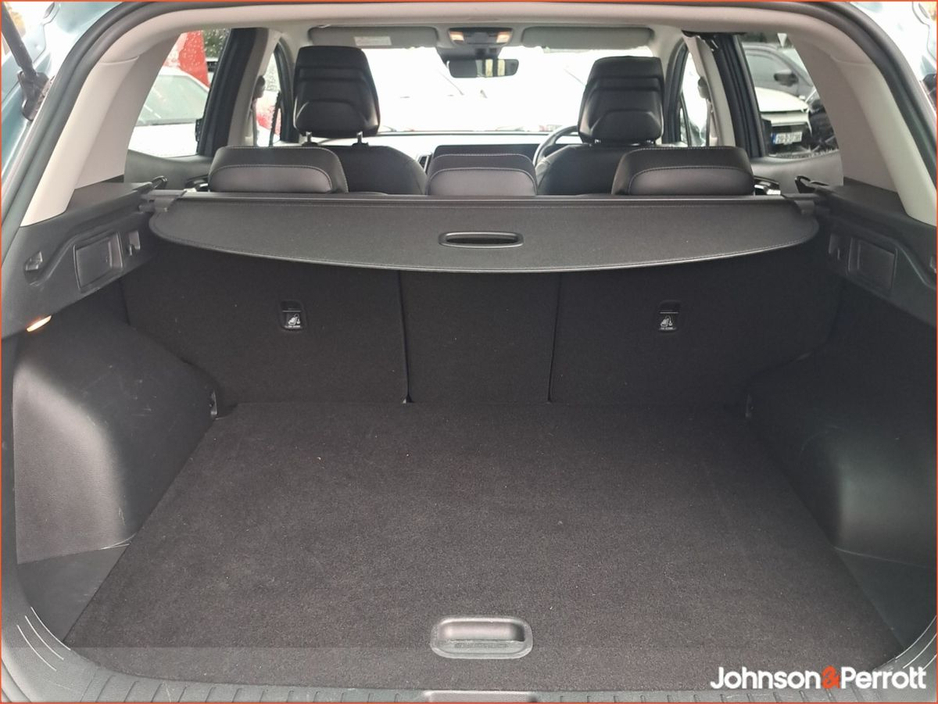 2022 Kia Sportage 1.6 CRDi SCR Diesel 115 hp K2 6MT €28,900