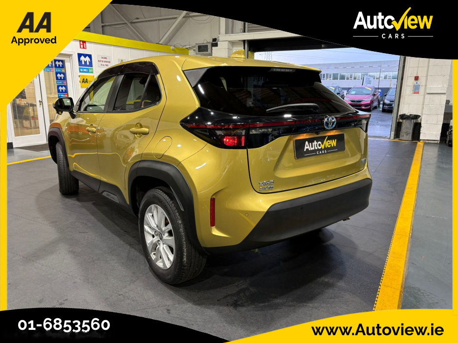 2020 Toyota Yaris Cross - image 8