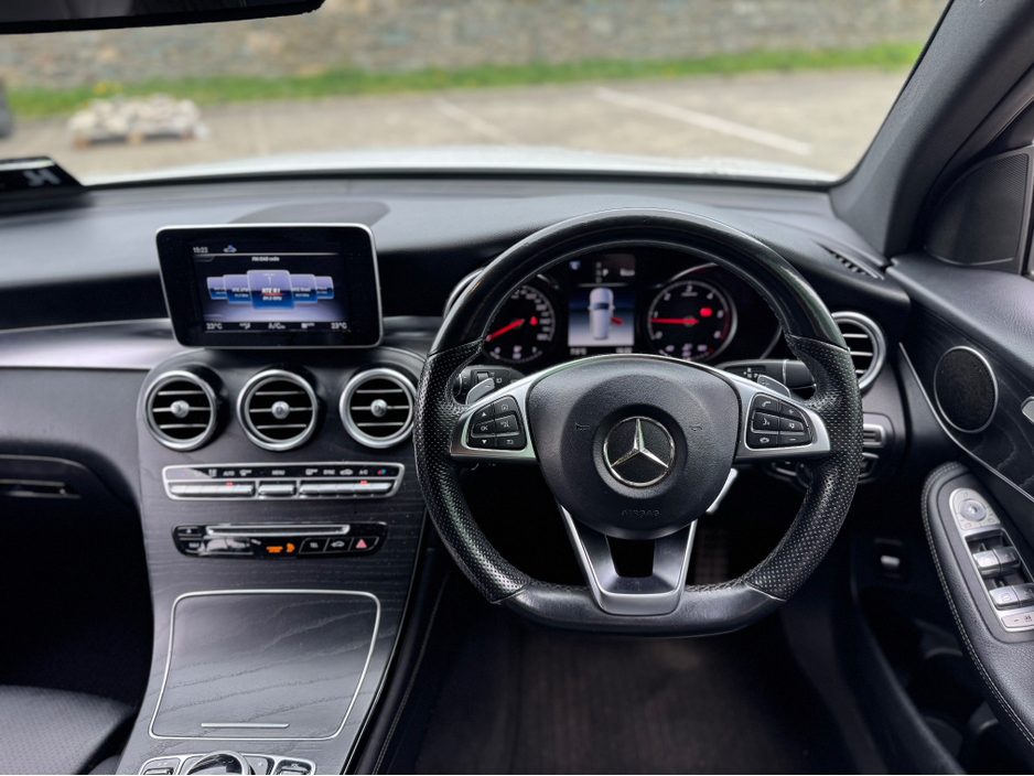 2018 Mercedes-Benz GLC Class - image 6