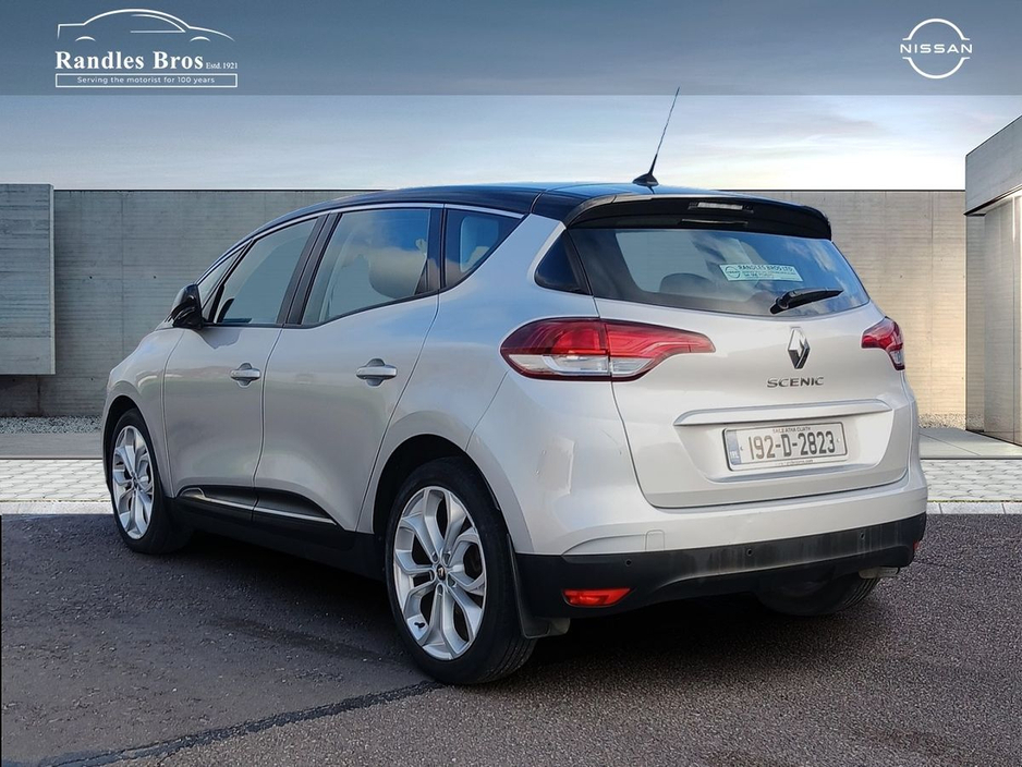 2019 Renault Scenic - image 2