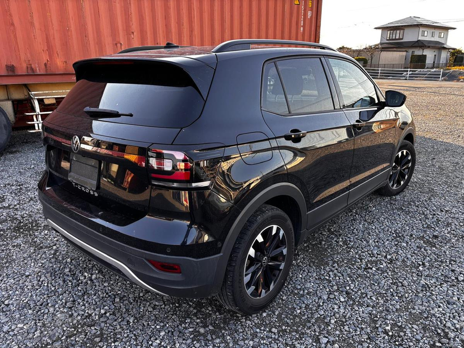 2021 Volkswagen T-Cross - image 6