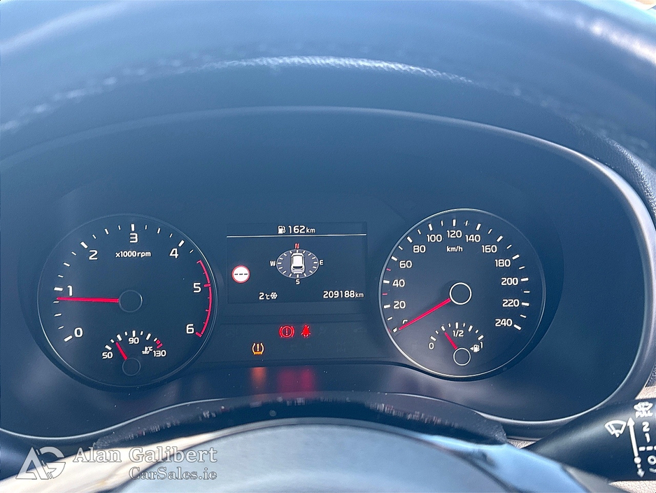 2020 Kia Sportage - image 13