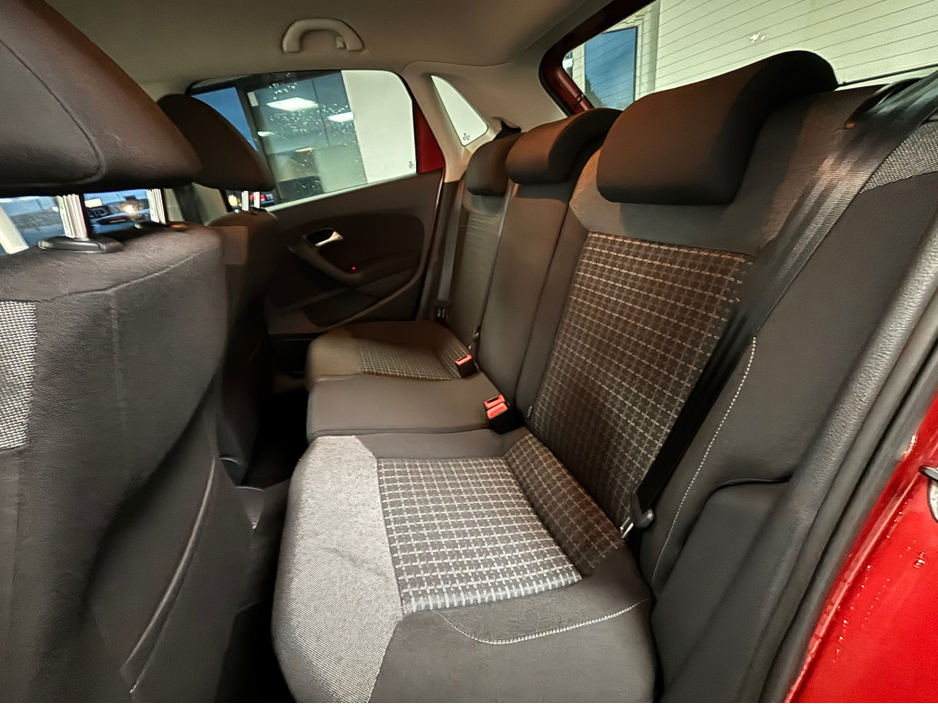 2015 Volkswagen Polo *VOLKSWAGEN POLO* *DSG* *BT AUDIO* *ONLY 7K KLMS* *REVERSE CAMERA* *DRIVE MODES* *TRADE INS WELCOME* €12,950