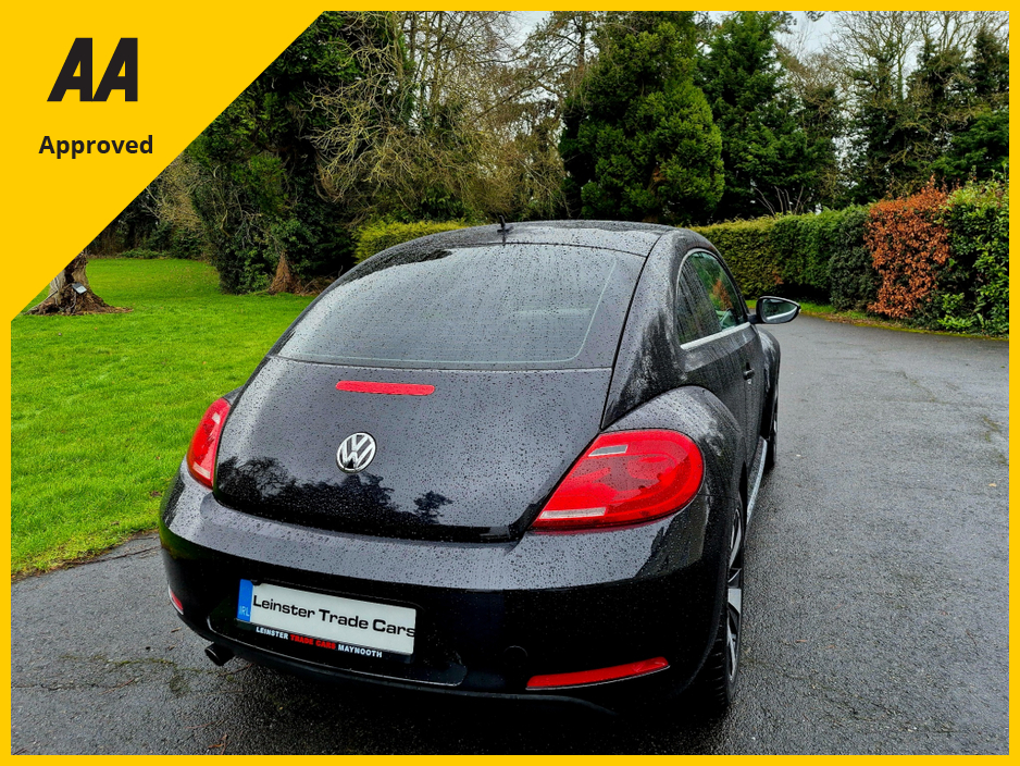 2015 Volkswagen Beetle Design+Auto+Low KM's €13,995