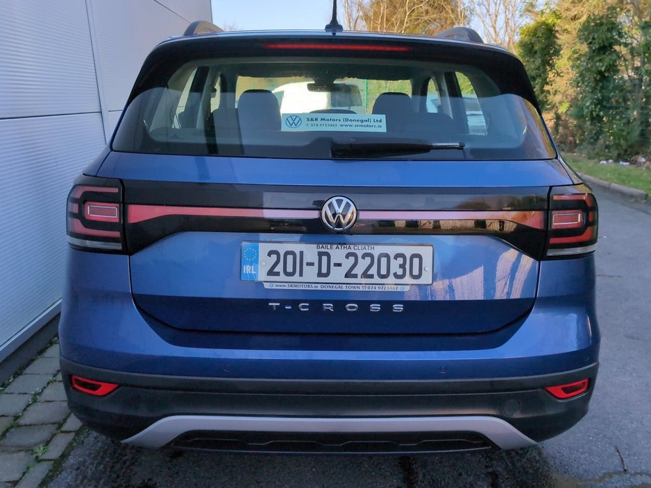 2020 Volkswagen T-Cross - image 14