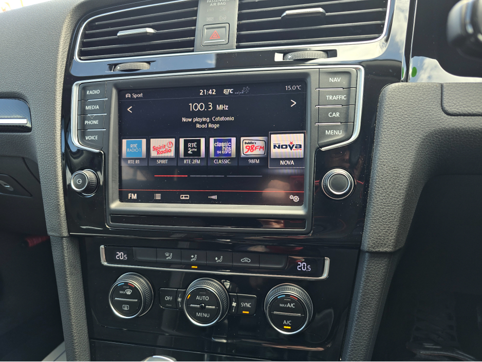 2016 Volkswagen Golf ( 162 REG ) 1.4 HIGHLINE EDITION ALCANTARA SEATS PRIVACY GLASS REVERSING CAMERA - SIMI DEALER - LOW ROAD TAX BAND €16,450