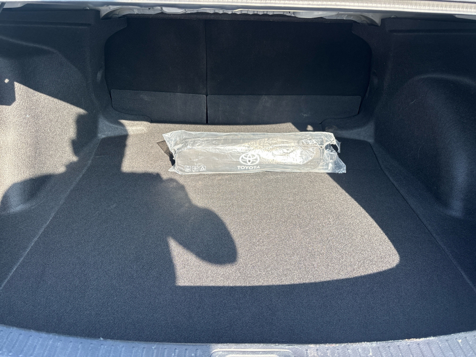 2020 Toyota Corolla - image 12