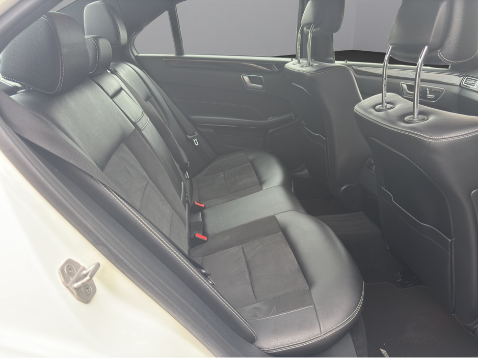 2015 Mercedes-Benz E Class - image 11