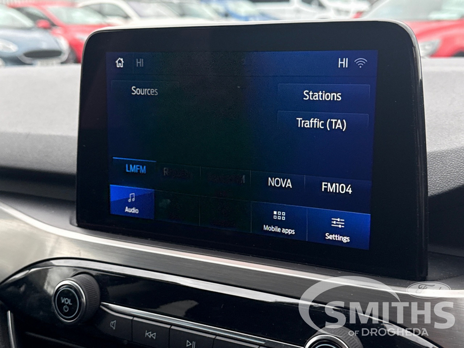 2020 Ford Kuga - image 18