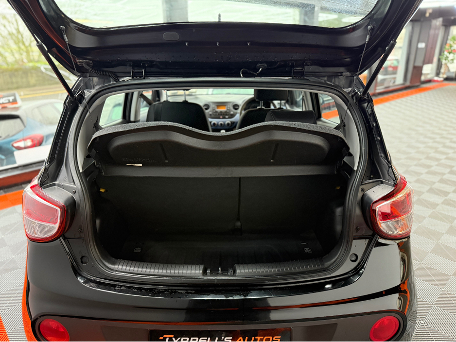 2018 Hyundai i10 - image 14