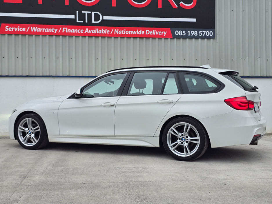 2017 BMW 3 Series - image 10