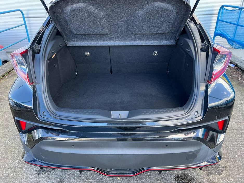2019 Toyota C-HR - image 13