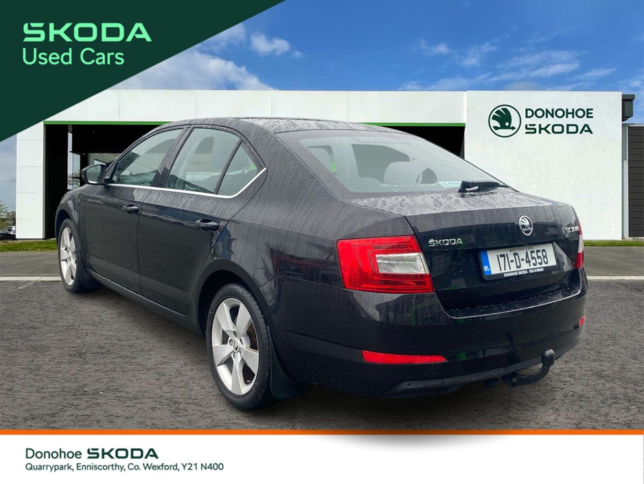 2017 Skoda Octavia - image 3