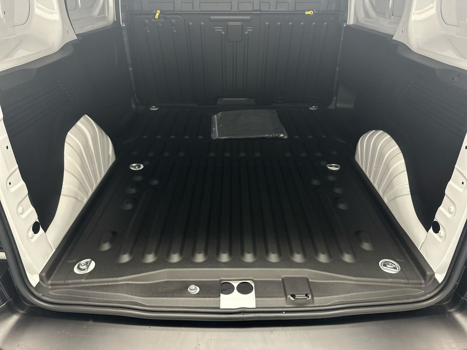 2026 Peugeot Partner - image 9