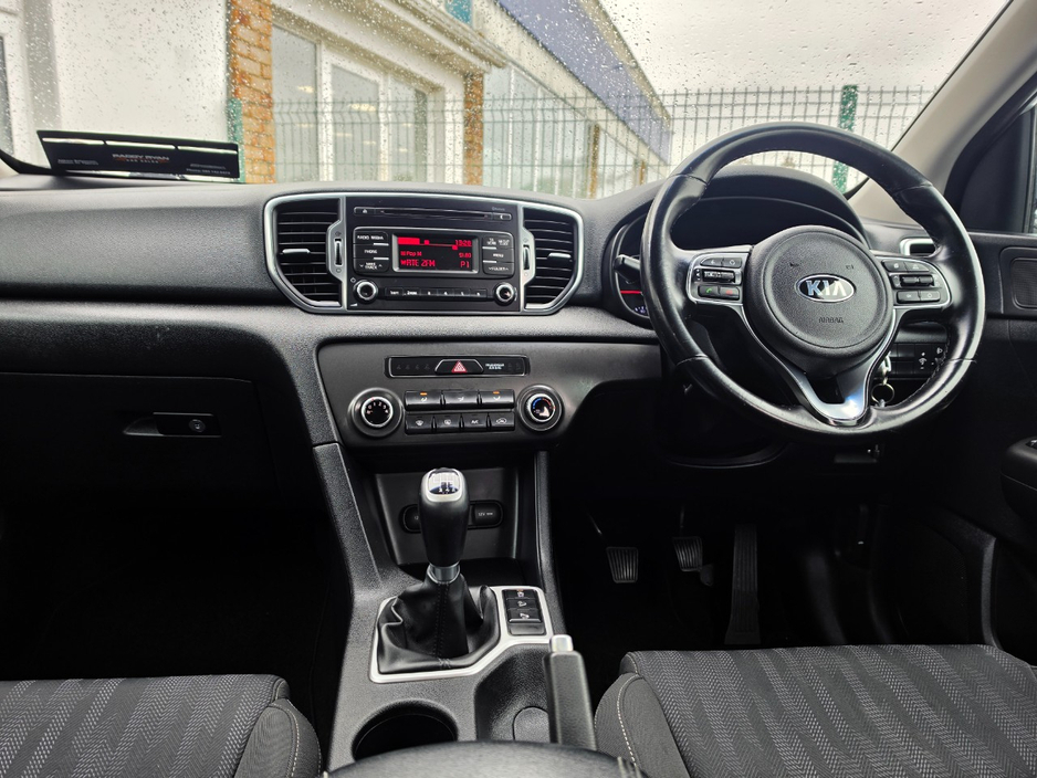 2017 Kia Sportage - image 11