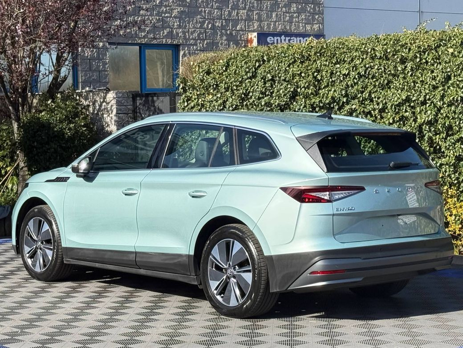 2023 Skoda Enyaq - image 5