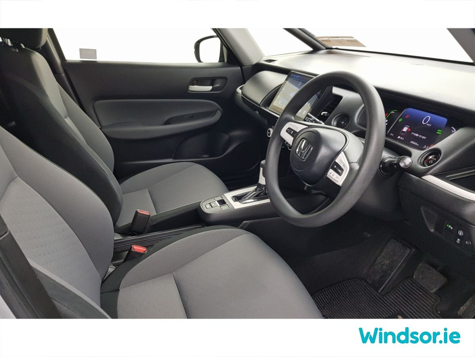 2020 Honda Fit - image 10