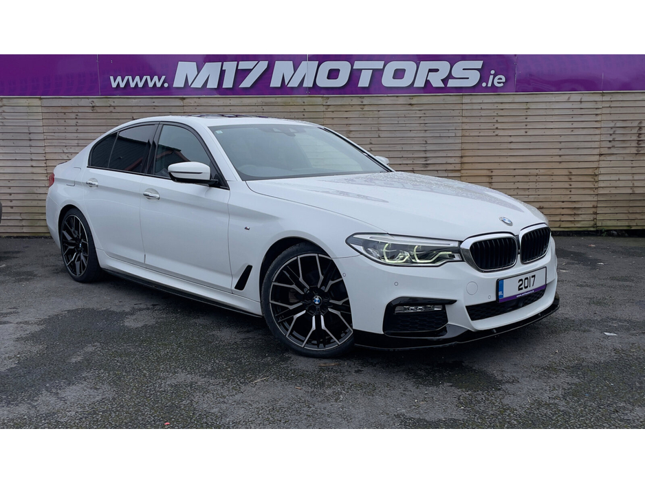 2017 BMW 5 Series - image 2
