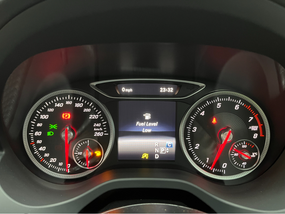 2017 Mercedes-Benz A Class €16950 2017 MERCEDES-BENZ A180 1.6 AUTOMATIC / CRUISE CONTROL / REVERSE CAMERA / PADDLE SHIFTERS AND MORE €16,950