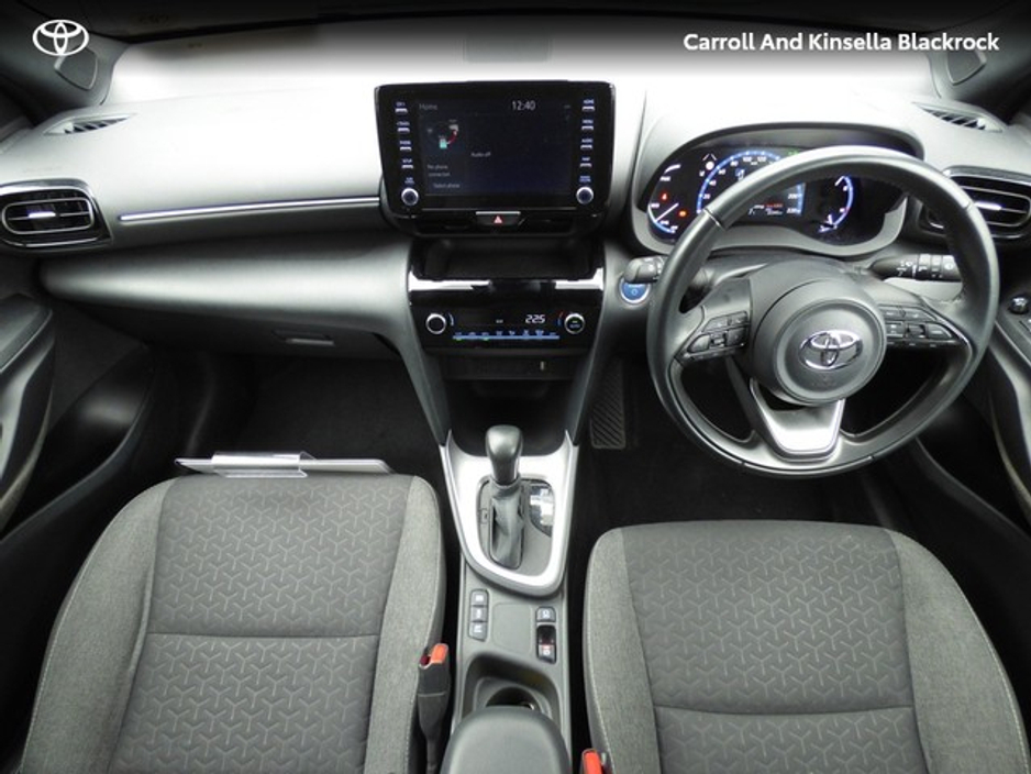 2023 Toyota Yaris Cross Hybrid Luna Sport €29,450