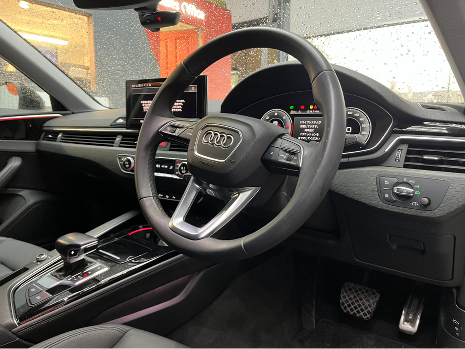 2022 Audi A4 €34950 2022 AUDI A4 35TDI ADVANCED 2.0 AUTOMATIC / CRUISE CONTROL / 360° PARKING CAMERA / ELECTRIC MEMORY & HEATED SEATS / PADDLE SHIFTERS / APPLE CARPLAY €34,950