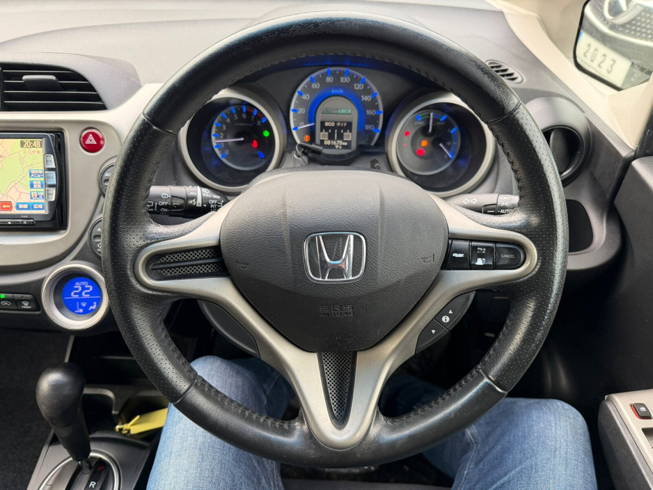 2013 Honda Fit - image 9