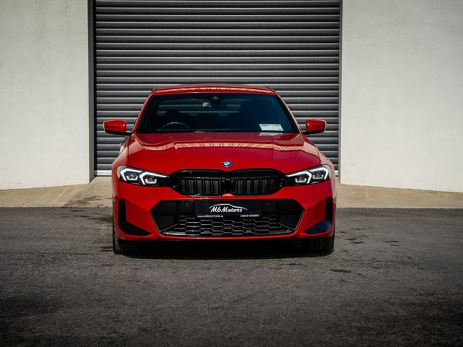 2024 BMW 3 Series - image 2