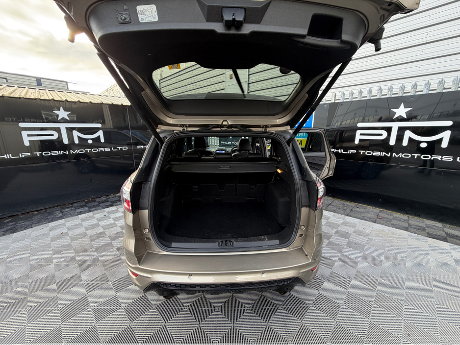 2019 Ford Kuga 1.5 120PS 4DR ST-LINE SUNROOF TOP SPEC €20,995