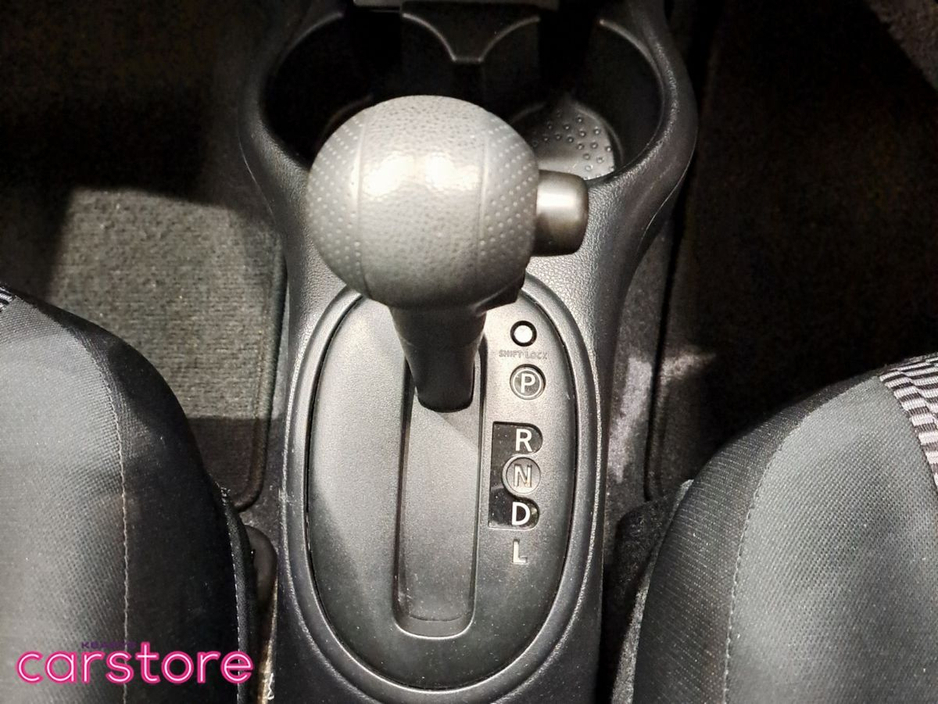 2020 Nissan March - image 16