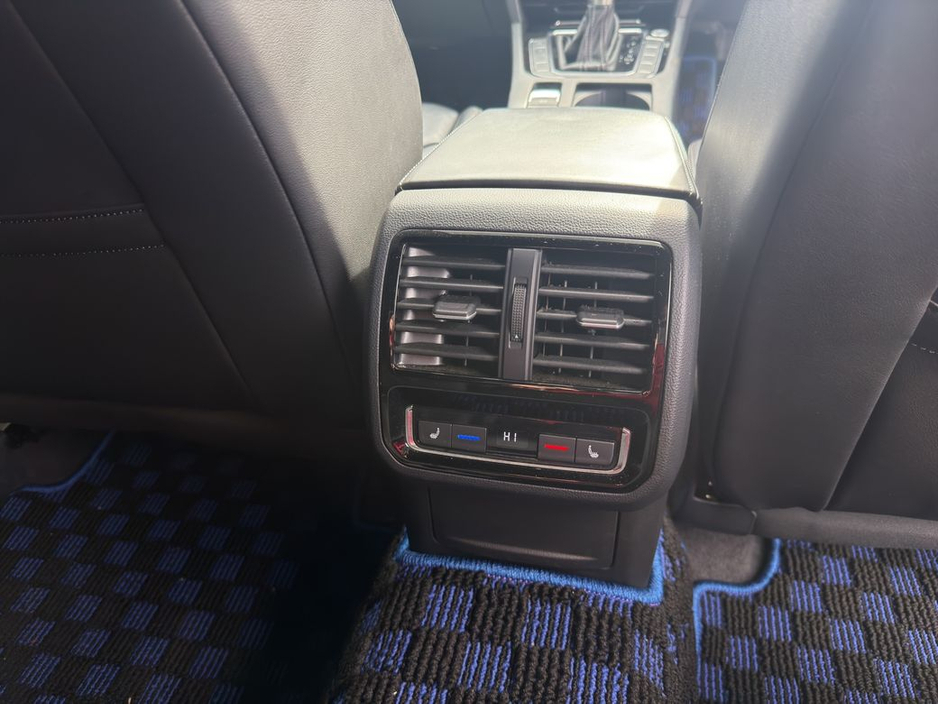 2018 Volkswagen Arteon - image 14