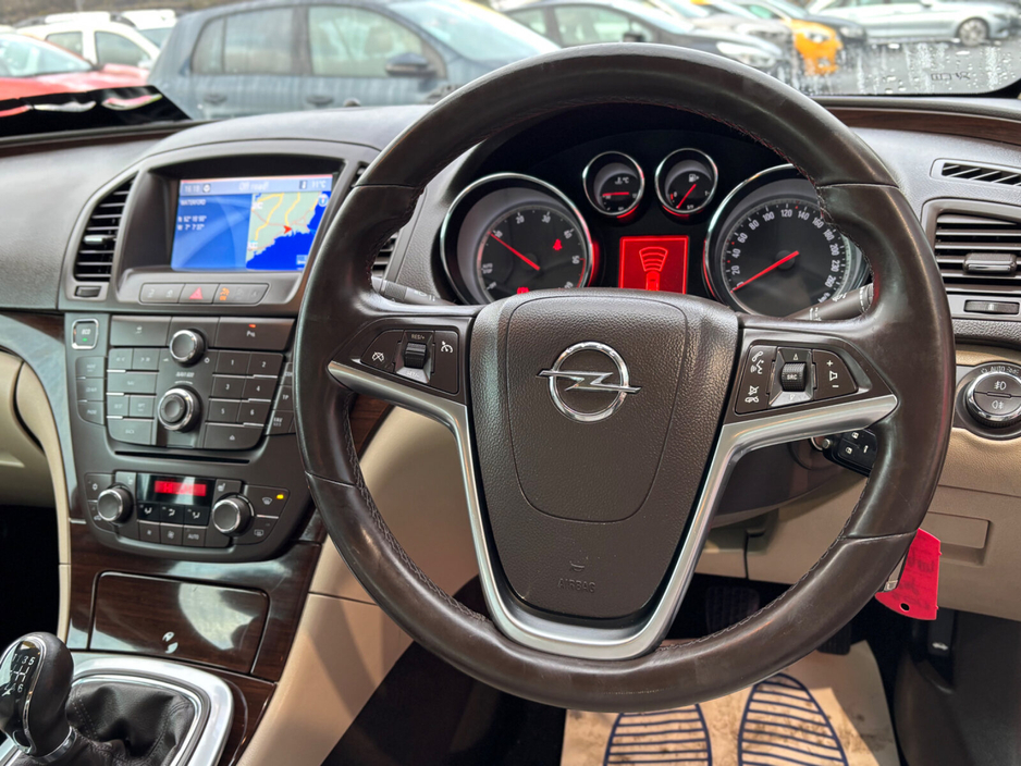 2013 Opel Insignia 2.0CDTI 160PS Elite €4,250