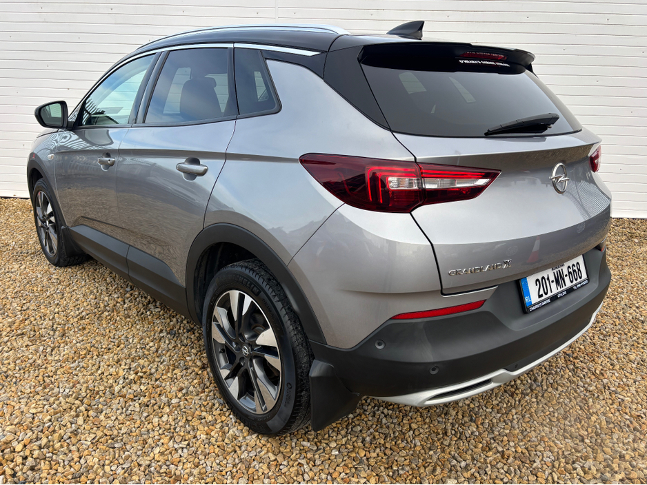 2020 Opel Grandland X - image 12