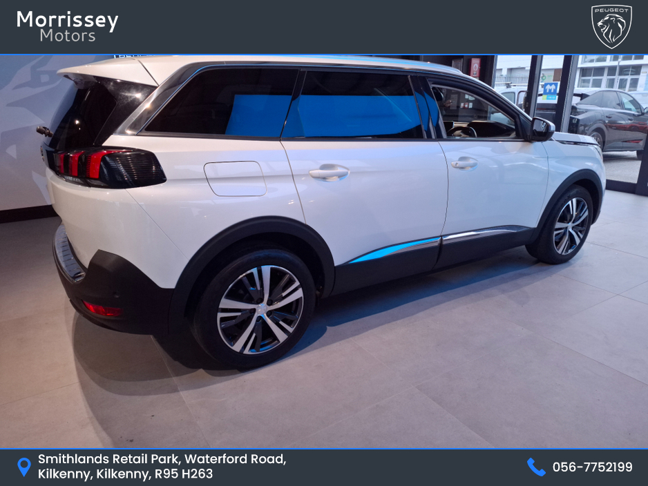 2018 Peugeot 5008 - image 7