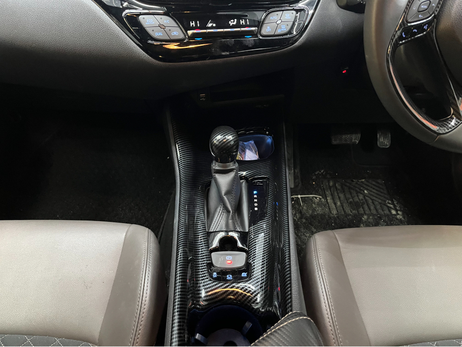 2020 Toyota C-HR €22950 2020 TOYOTA C-HR G 1.8 AUTOMATIC / CRUISE CONTROL / 360° CAMERA AND MORE €22,950