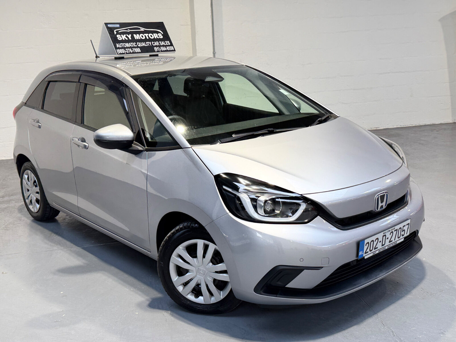 2020 Honda Fit - image 4