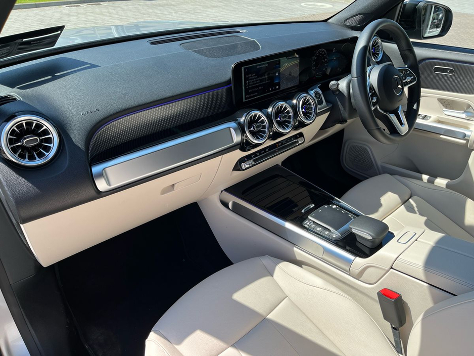 2025 Mercedes-Benz EQB - image 12