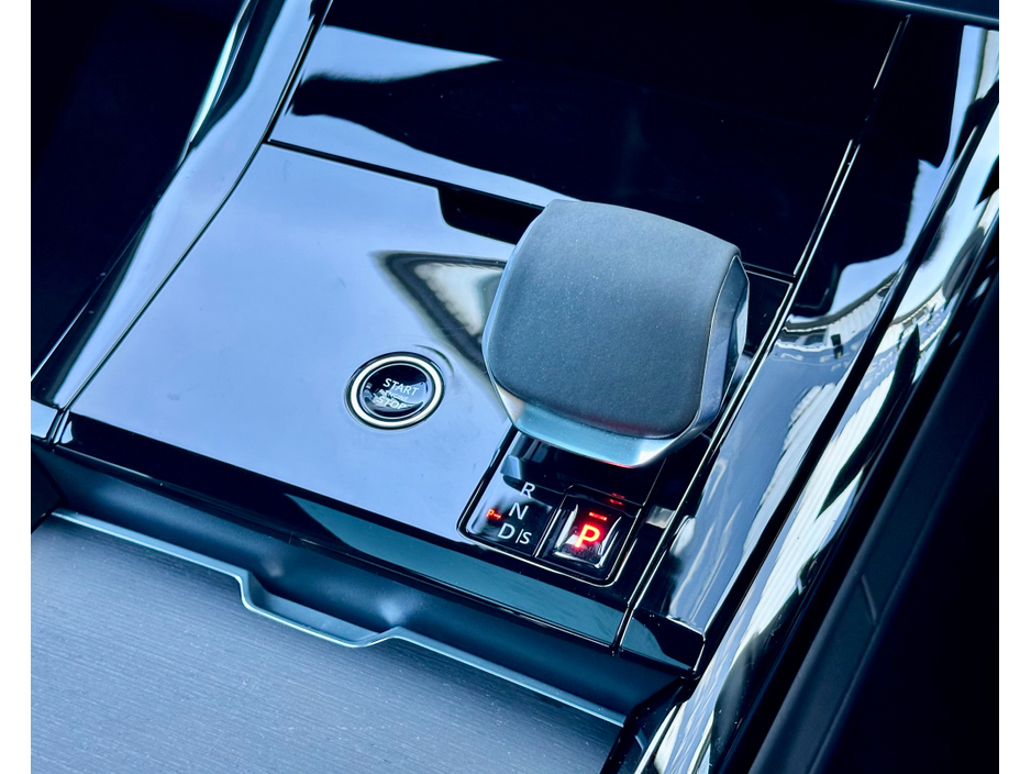 2025 Land Rover Range Rover Sport AUTOBIOGRAPHY €139,950